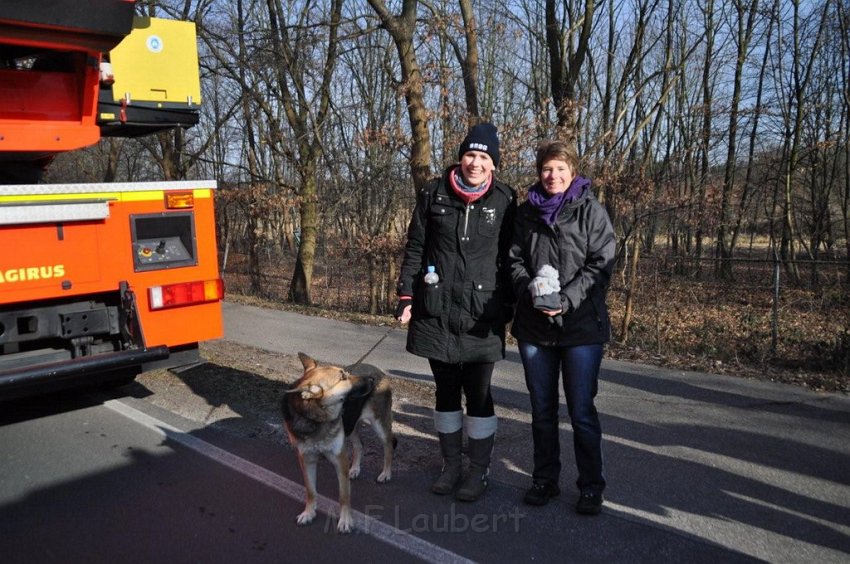 Hund und Frauchen im Eis eingebrochen Koeln Dellbrueck Hoehenfelder See P21.jpg